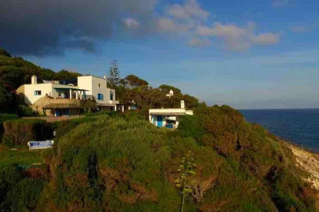 Casa Al Mare Con Spiaggia Privata Condominiale サン・フェリーチェ・チルチェーオ エクステリア 写真