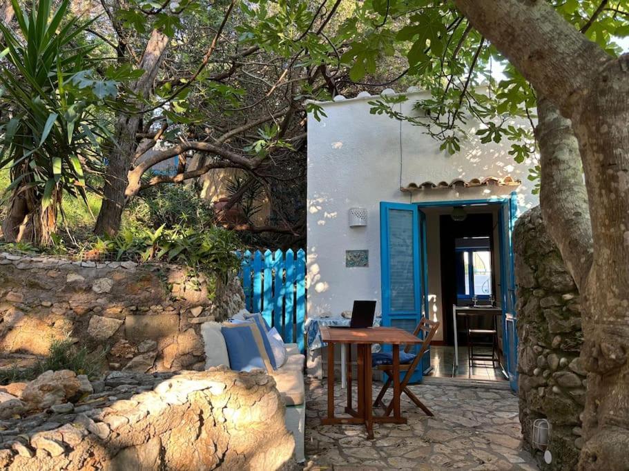 Casa Al Mare Con Spiaggia Privata Condominiale サン・フェリーチェ・チルチェーオ エクステリア 写真